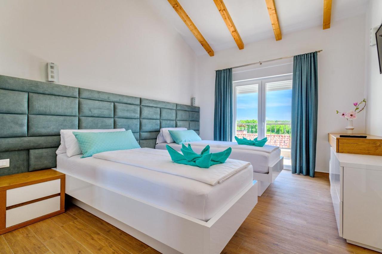 Luxury Stone Villa With Pool - Brisevo Екстериор снимка